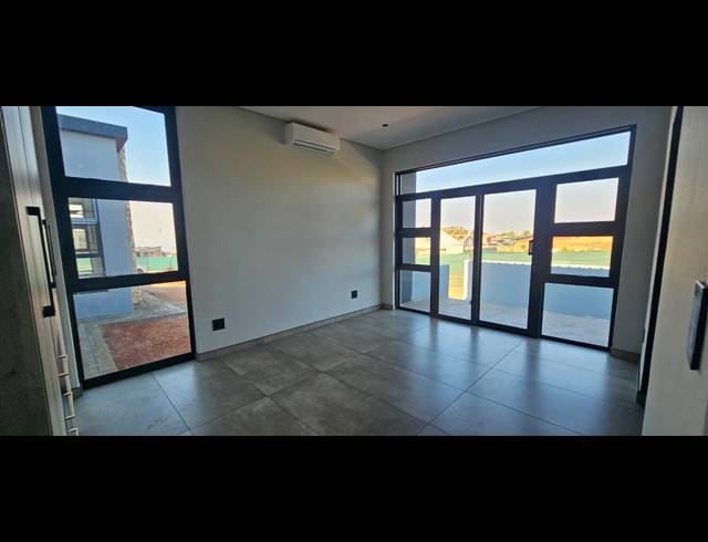 3 BEDROOM FREESTANDING FOR SALE IN CASHAN